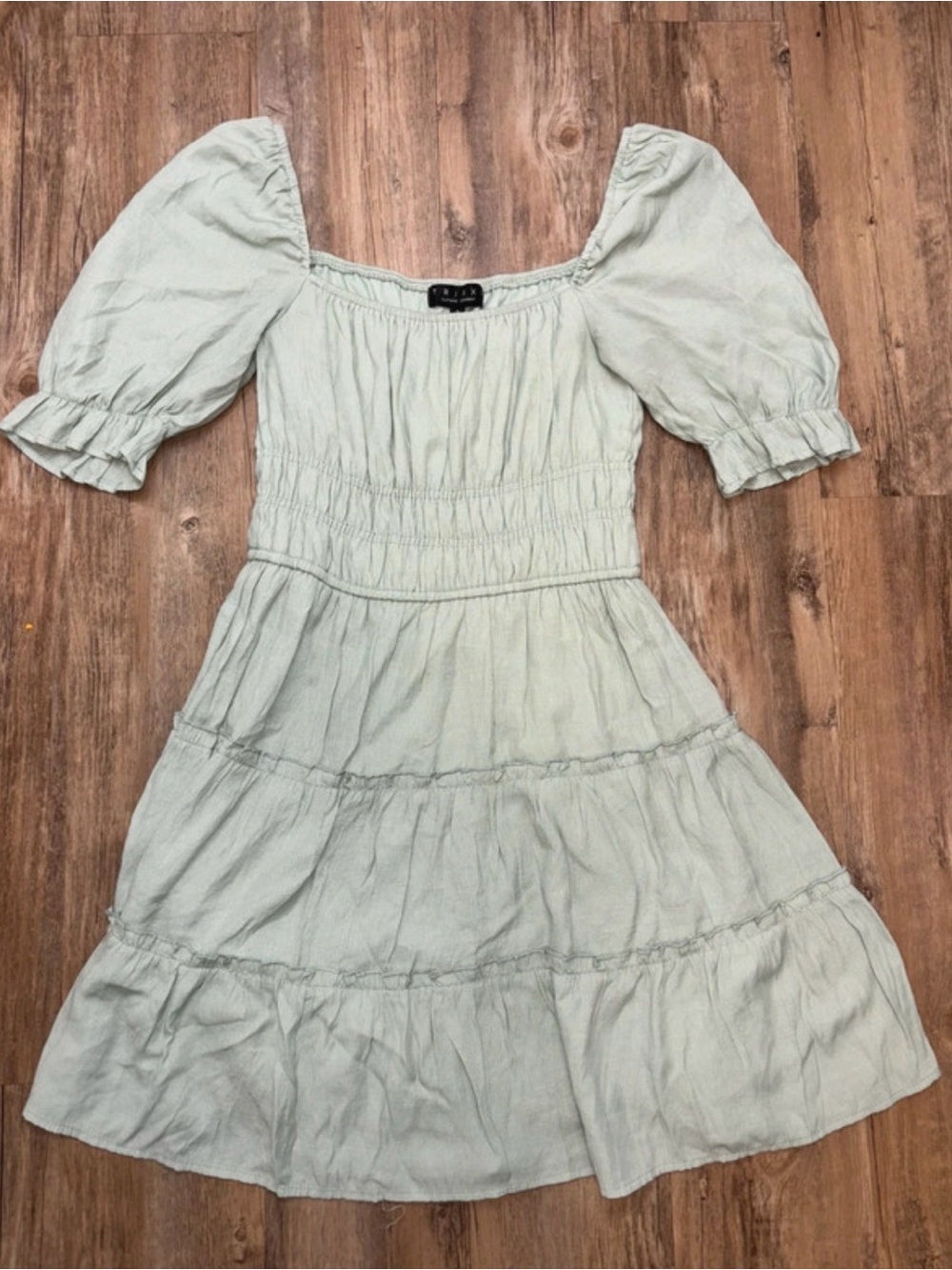 Trixxi Sage Green Puff Sleeve Tiered Midi Dress